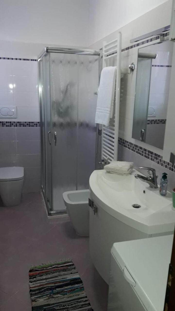 Near Station Santa Lucia Two Bedroom Apartamento Venecia