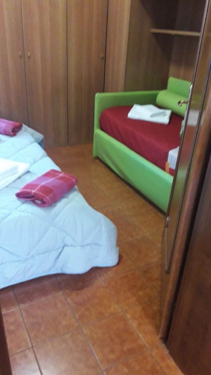 Near Station Santa Lucia Two Bedroom * Venecia
