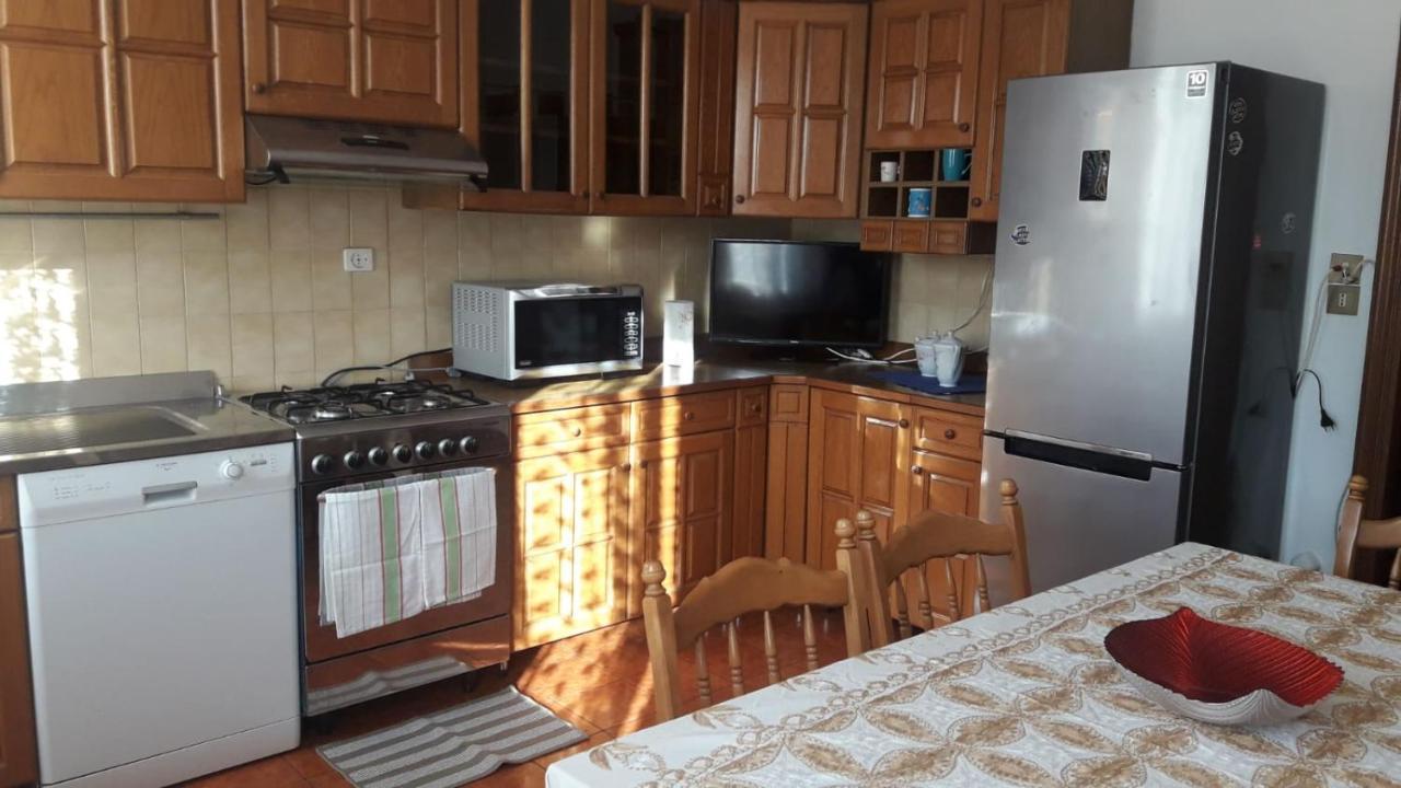 Near Station Santa Lucia Two Bedroom Apartamento