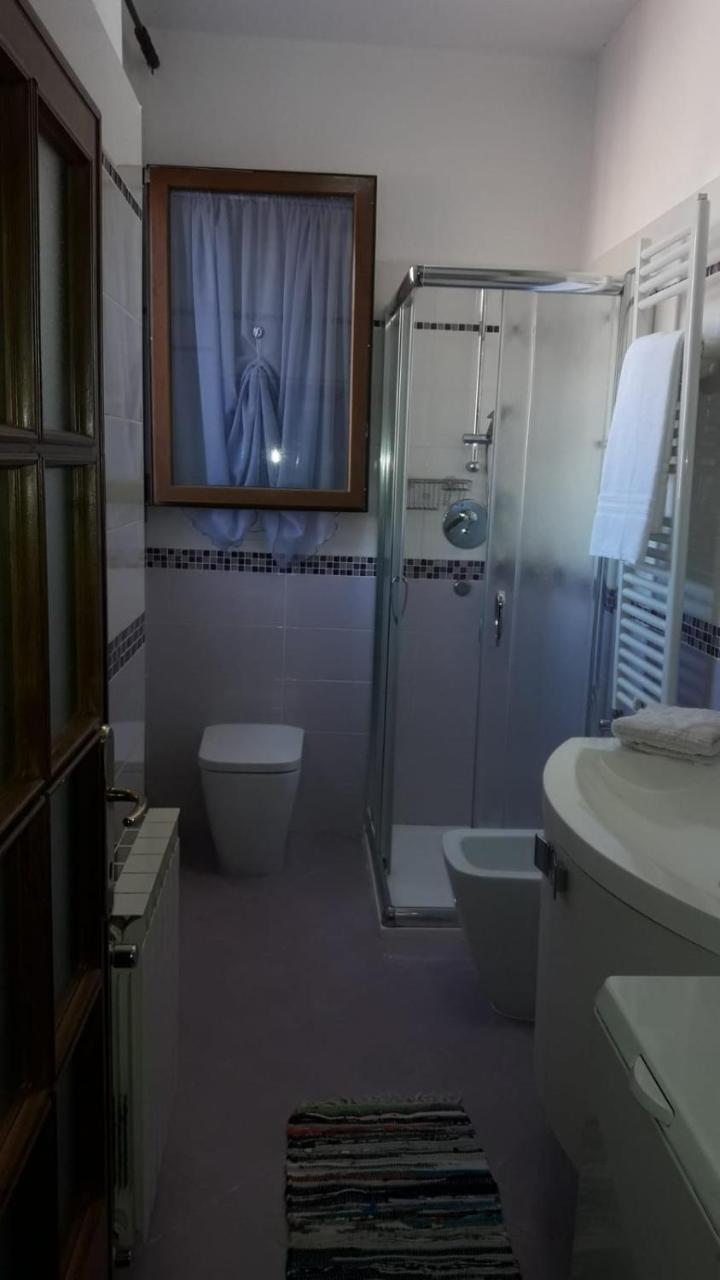 Near Station Santa Lucia Two Bedroom Apartamento Venecia