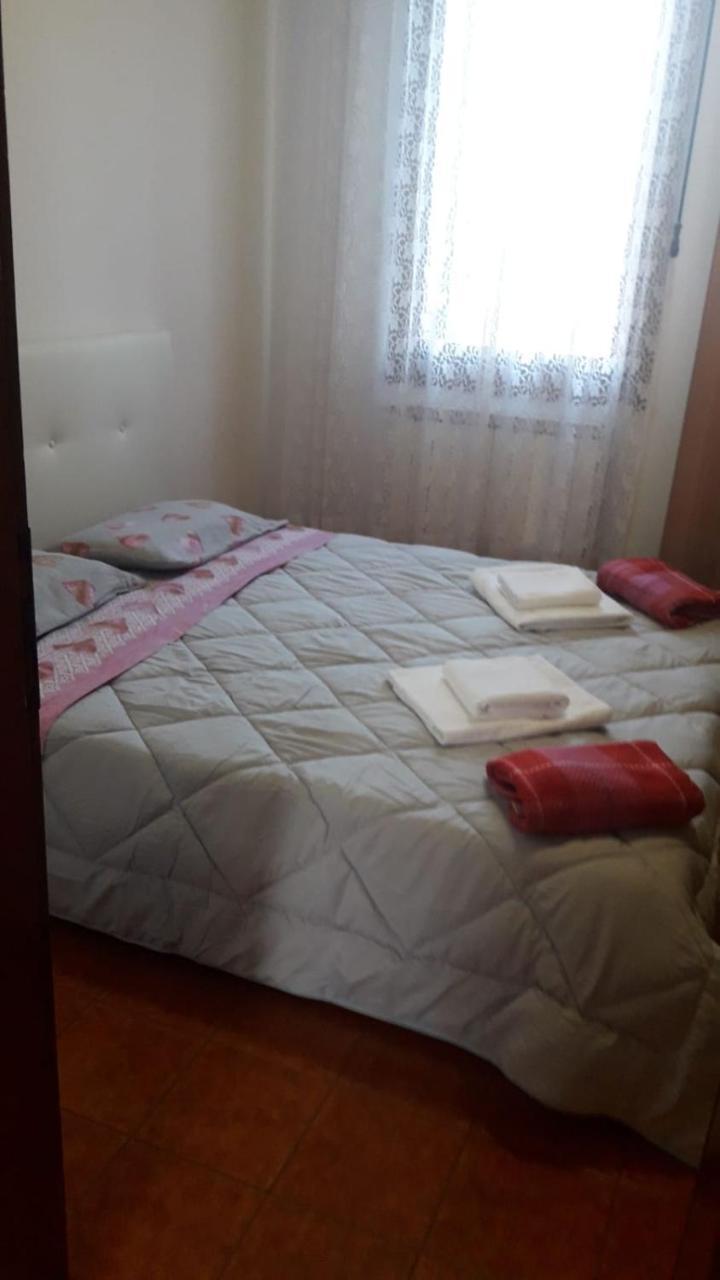 Apartamento Near Station Santa Lucia Two Bedroom
