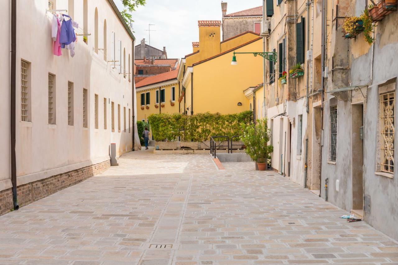 Near Station Santa Lucia Two Bedroom