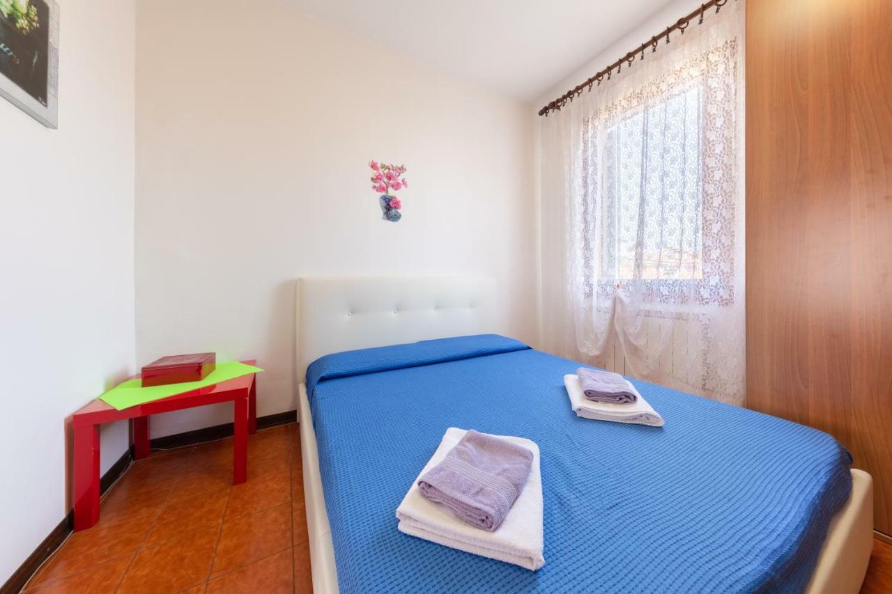 Apartamento Near Station Santa Lucia Two Bedroom