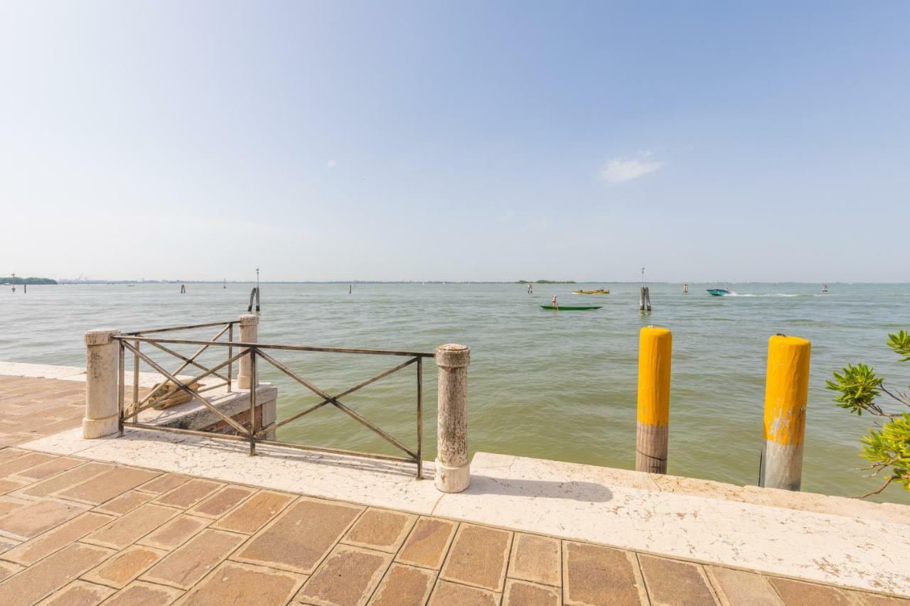 Near Station Santa Lucia Two Bedroom Apartamento Venecia